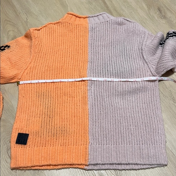 Marc Cain Orange and Gray Knit Sweater - Picture 8 of 10